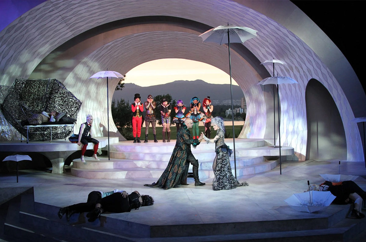 DESCRIBING-LIVE-THEATRE-FOR-THE-BLIND